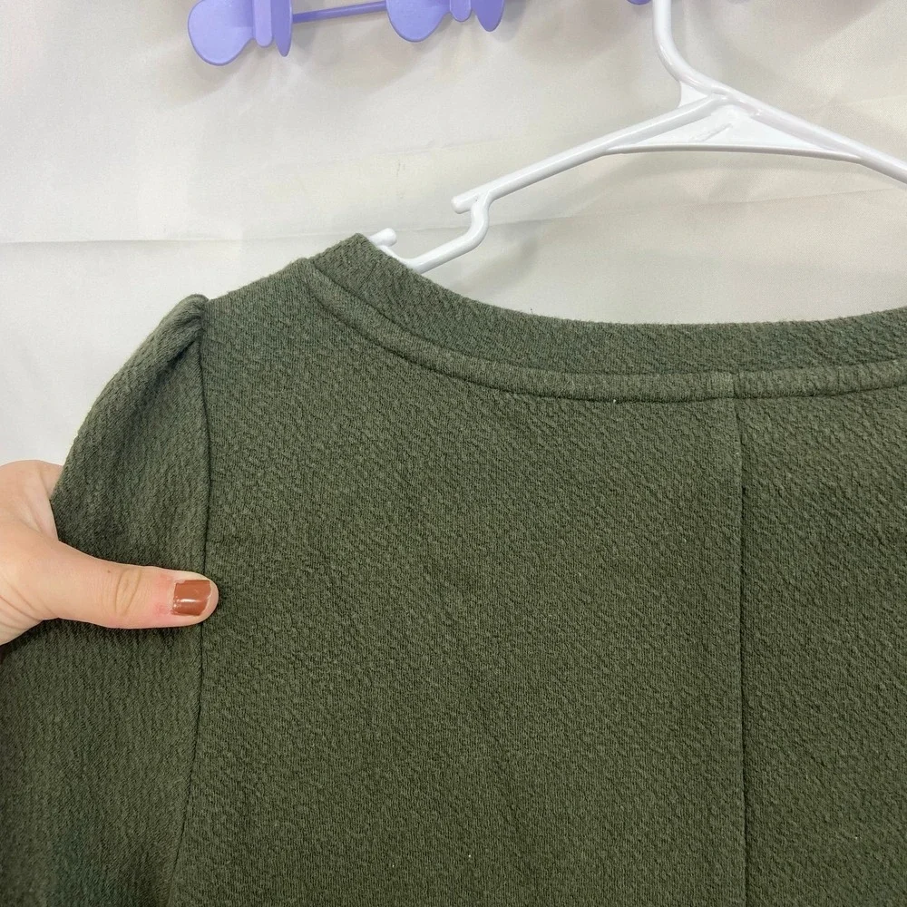 LOFT women's‎ olive green puff sleeve thick kit relaxed Crewcut blouse casual S